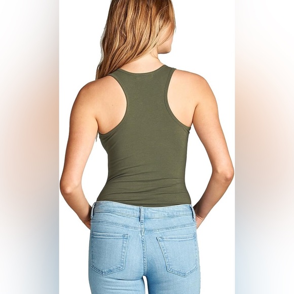 Green Seamless Bodysuit - Picture 2 of 6